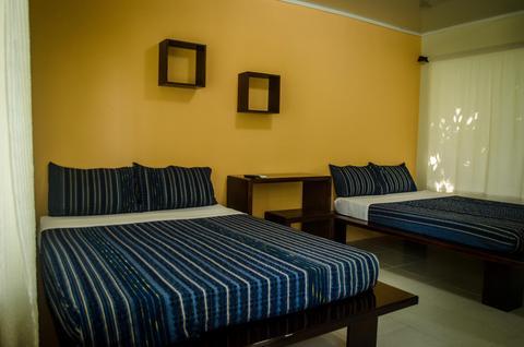 Hotel Colores Del Arenal
